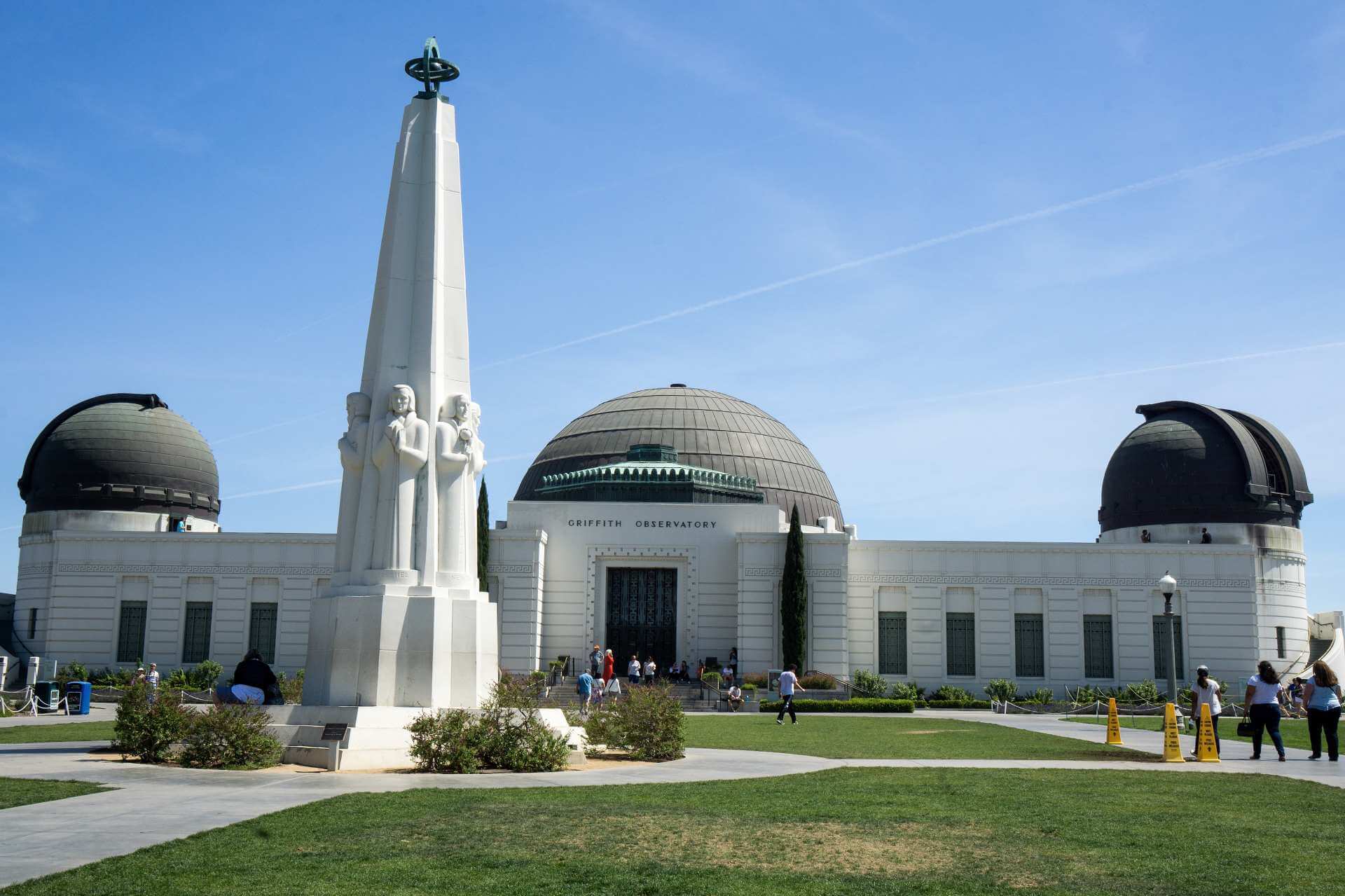 Los Angeles Griffith Park Observatory view from front